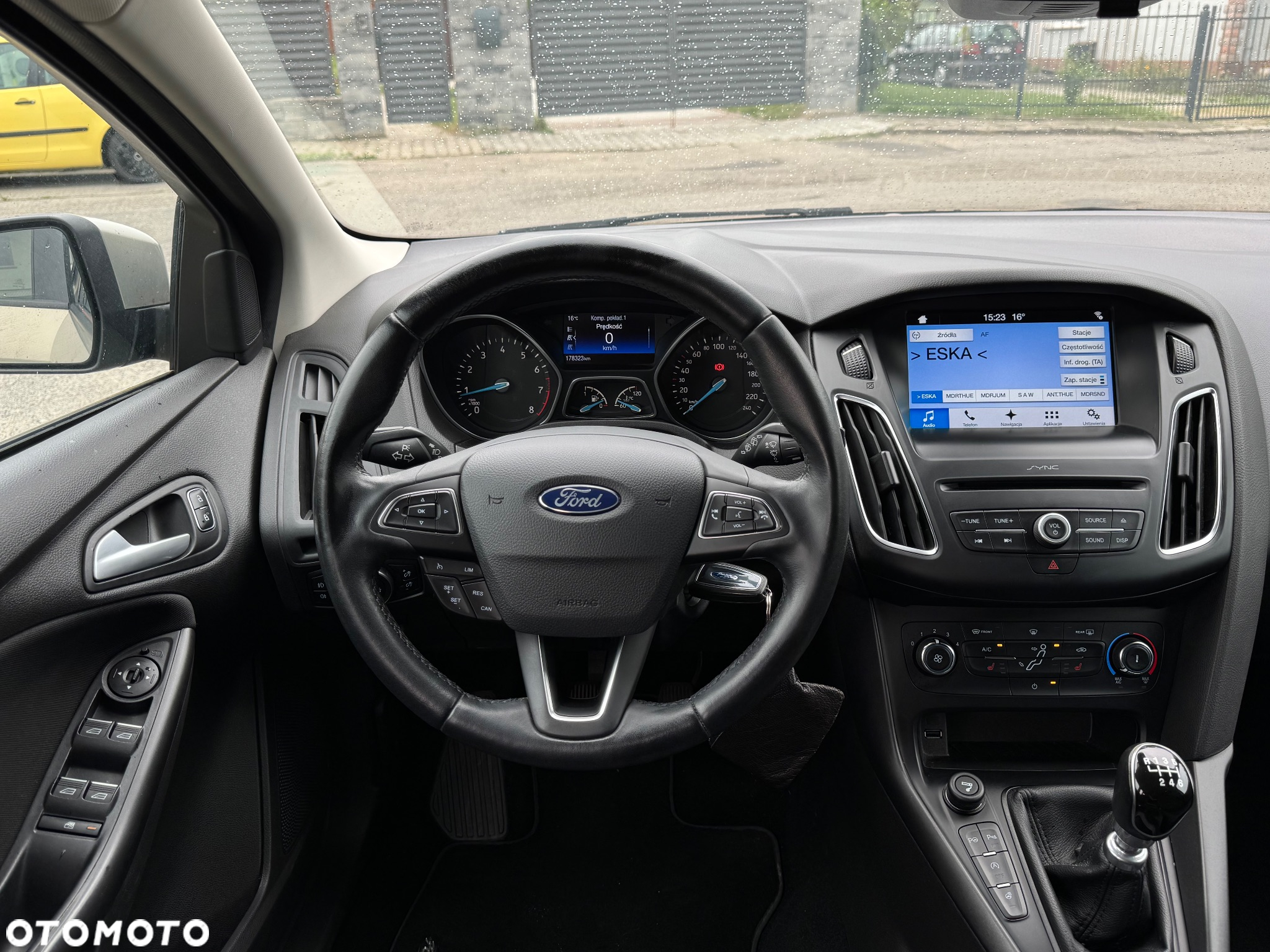 Ford Focus 1.0 EcoBoost Titanium ASS - 9