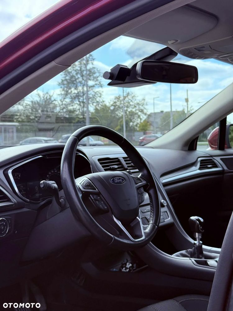 Ford Mondeo 1.5 EcoBoost Titanium - 19