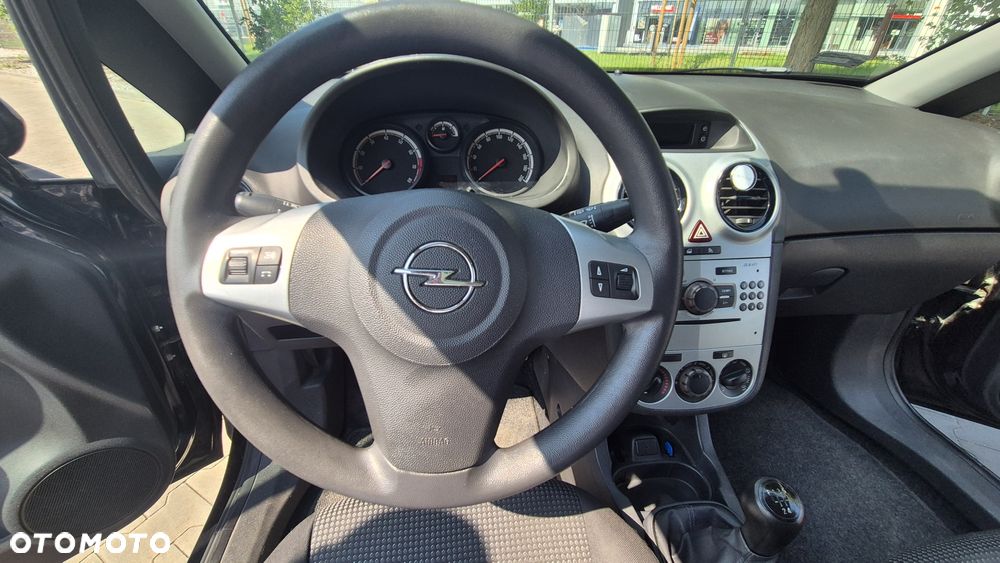 Opel Corsa 2011 photo 5