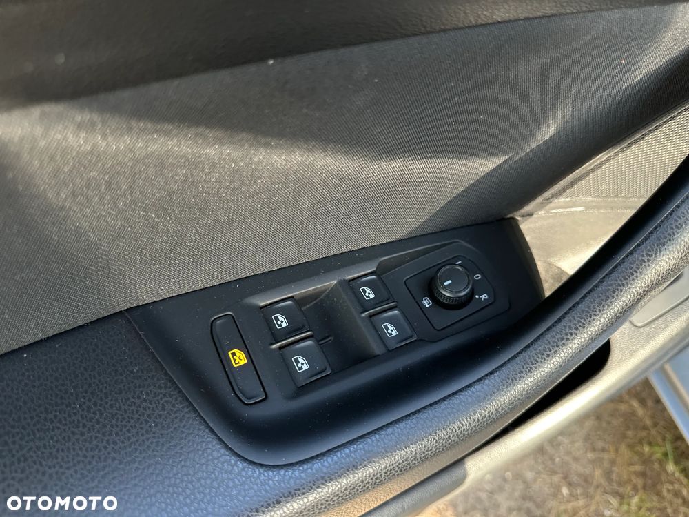 Volkswagen Passat 1.5 TSI EVO Business DSG - 19