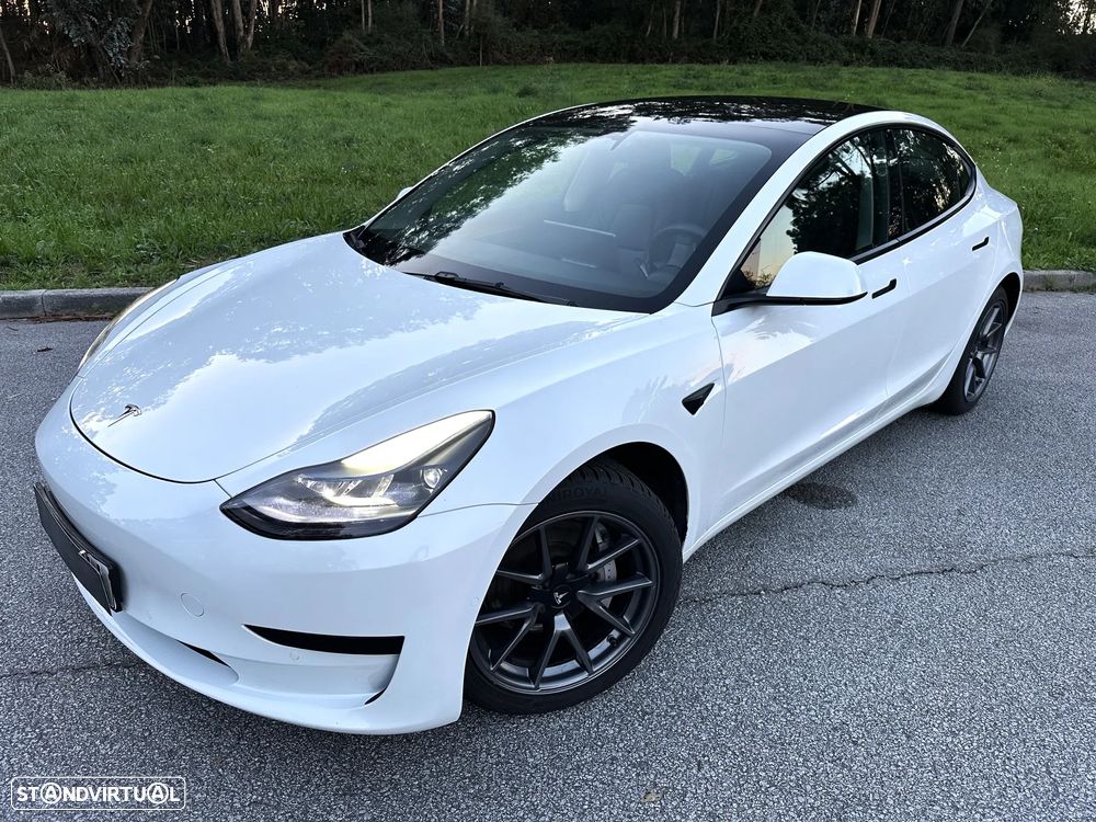 Tesla Model 3 Standard Range Plus RWD - 3