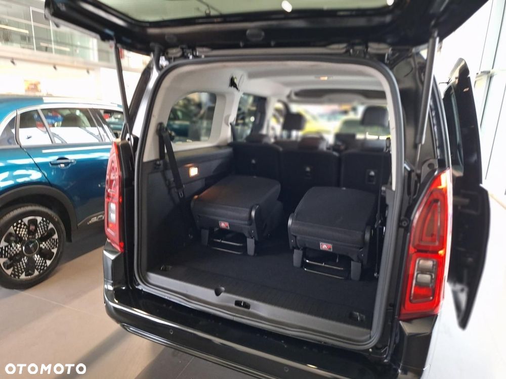 Fiat Qubo - 11