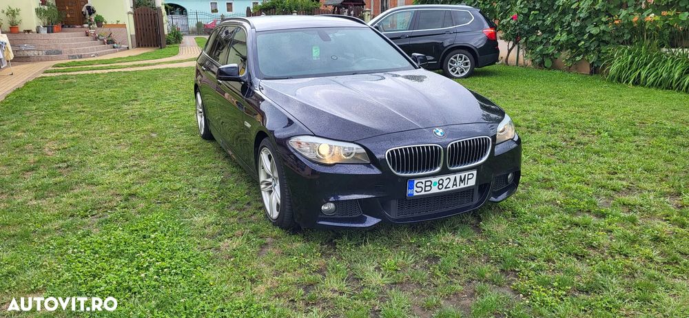 BMW Seria 5 520d Touring - 14