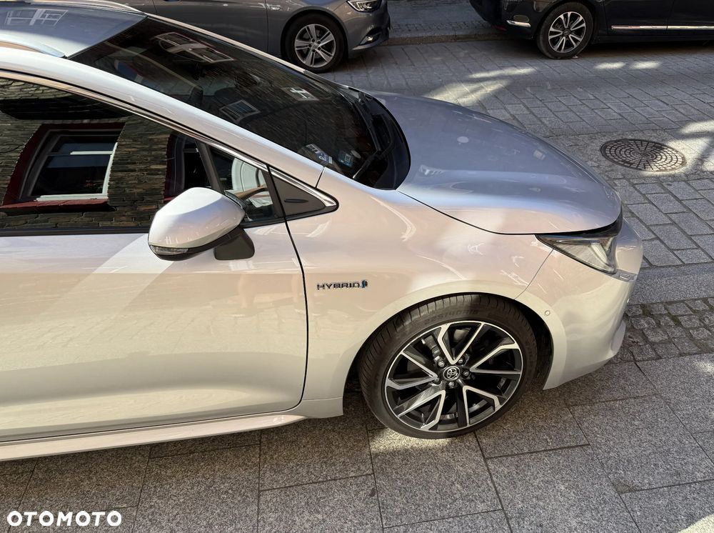 Toyota Corolla 2.0 Hybrid Executive - 2