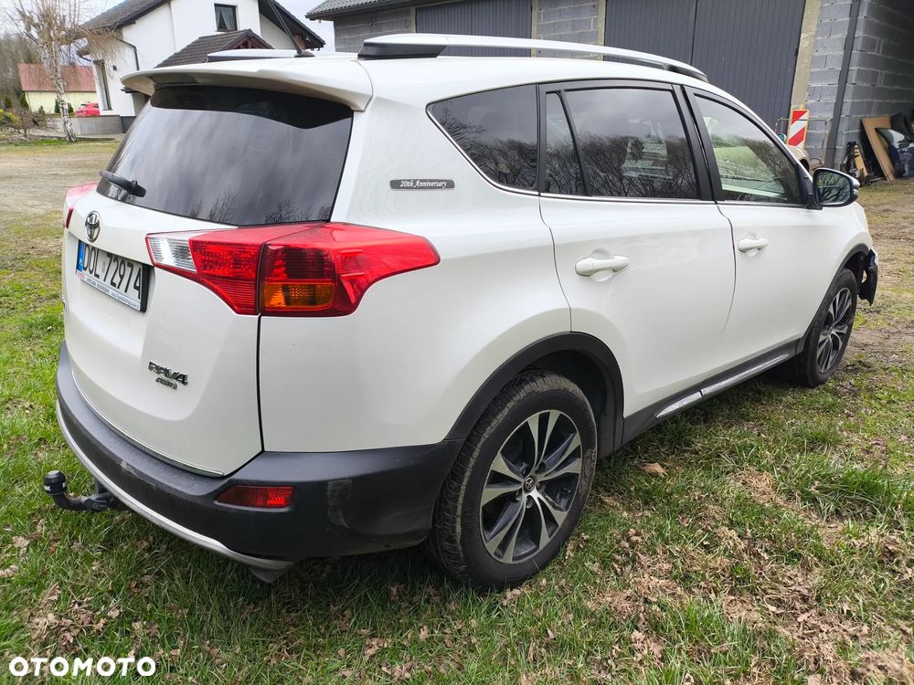 Toyota RAV4 2.0 D-4D Prestige - 1