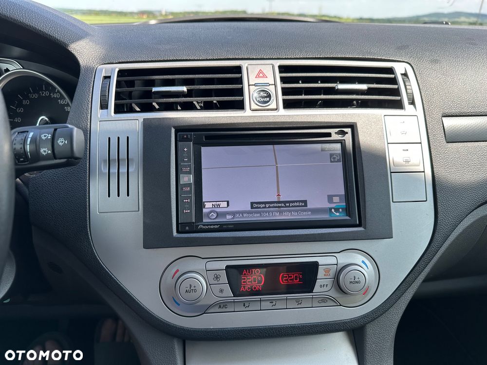 Ford Kuga 2.0 TDCi 4x4 Trend - 24
