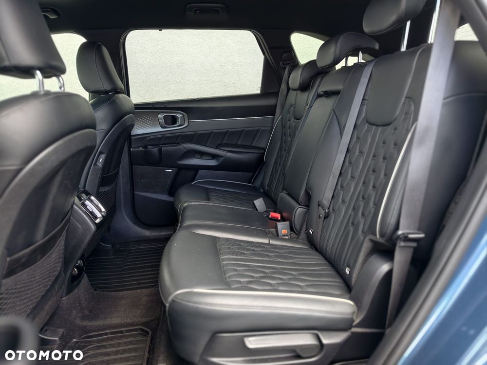 Kia Sorento - 8
