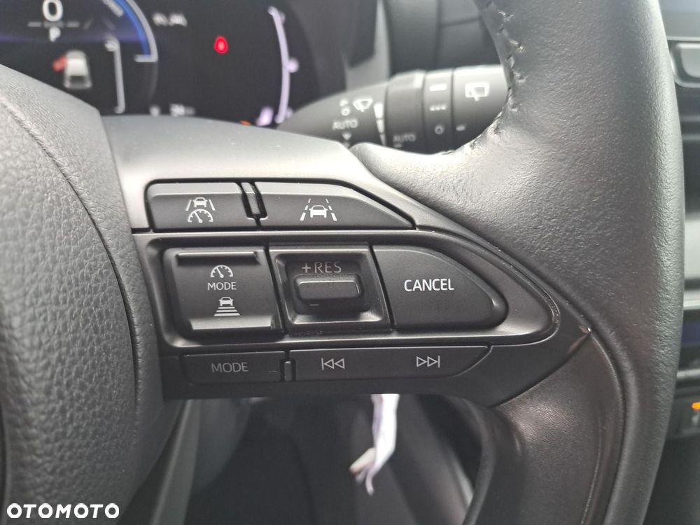 Toyota Yaris Hybrid 1.5 Style - 12