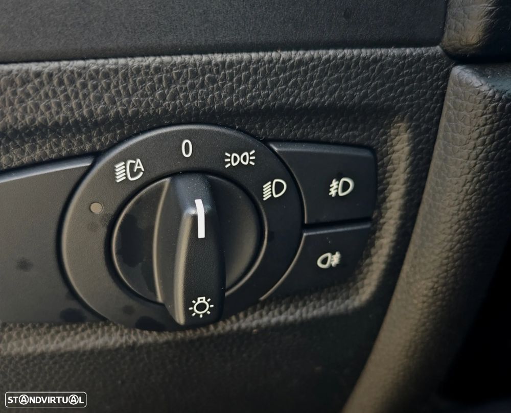 BMW 118 d DPF Edition Sport - 12