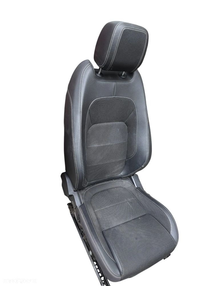 Siedzenie kierowcy   Jaguar XE  GX73 - 4