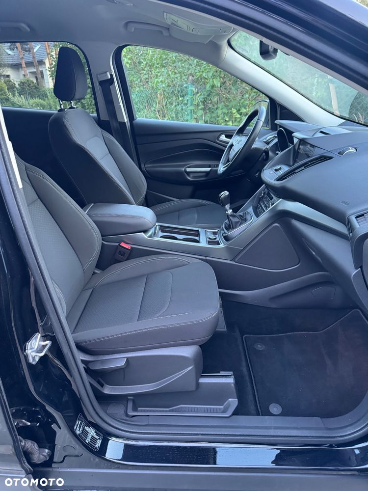 Ford Kuga 1.5 EcoBoost 2x4 Titanium - 21