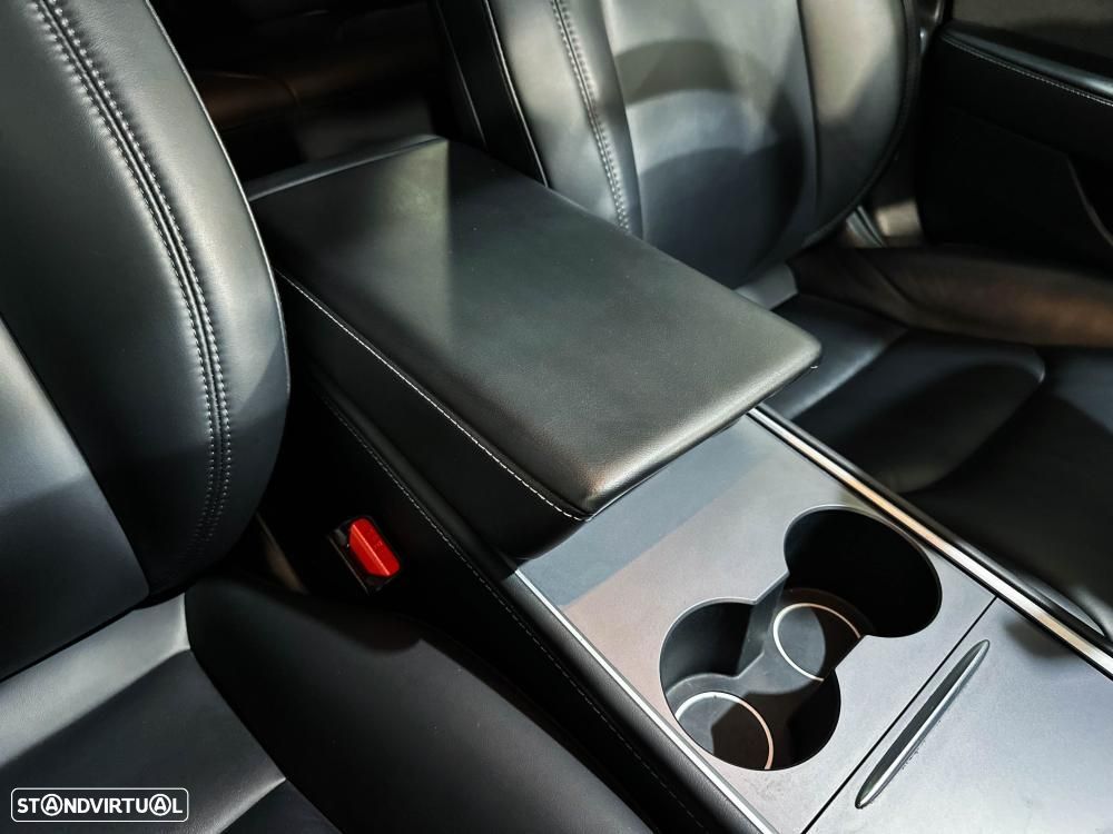 Tesla Model 3 Performance Dual Motor AWD - 36