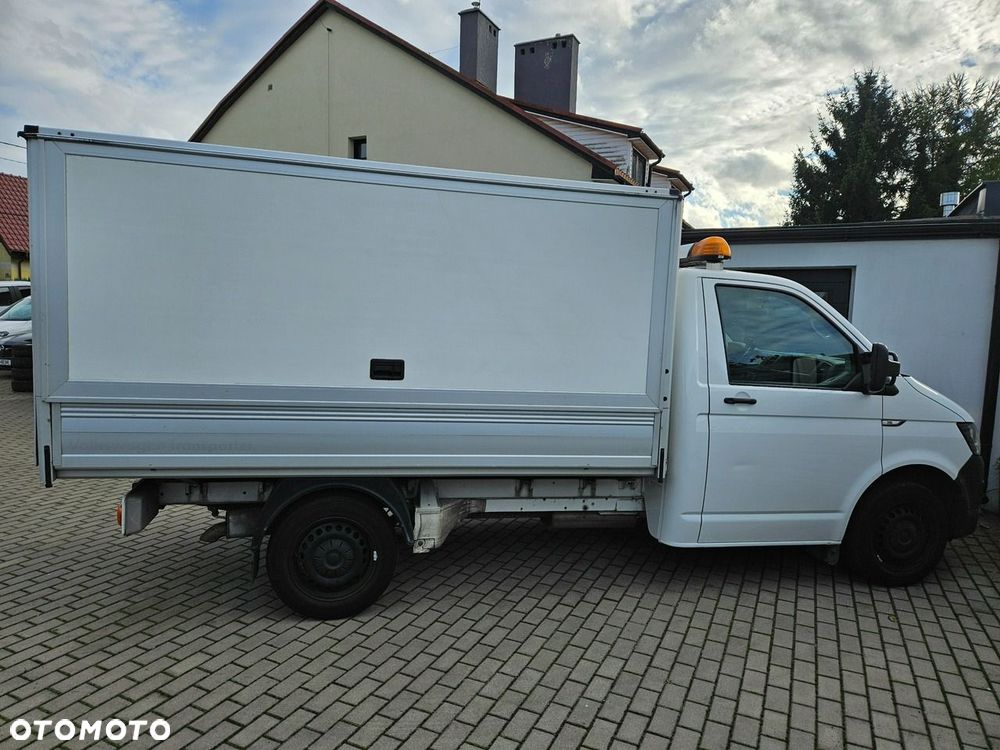 Volkswagen Transporter - 23