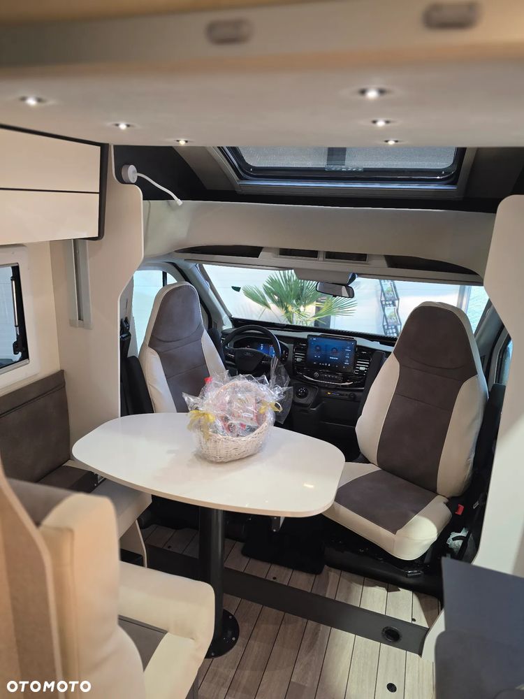 McLOUIS SLIM 339 UKŁAD ŁÓŻEK NIEMIECKICH GARAZ 6,69M 2.0 4 OSOBOWY - 28