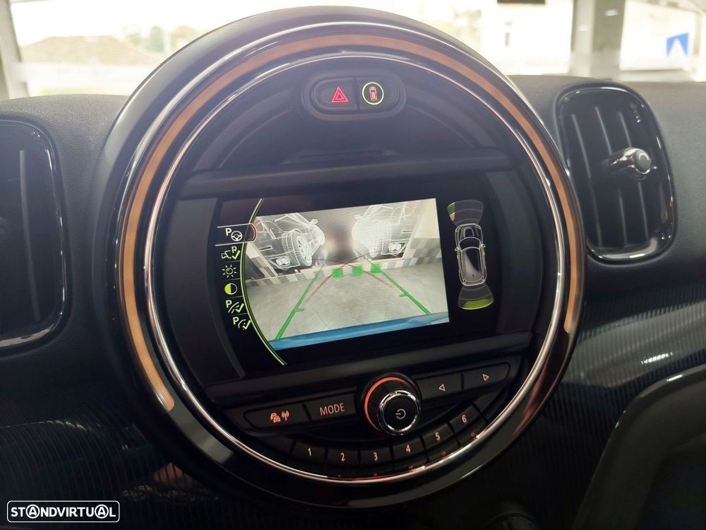 MINI Countryman Cooper D - 24