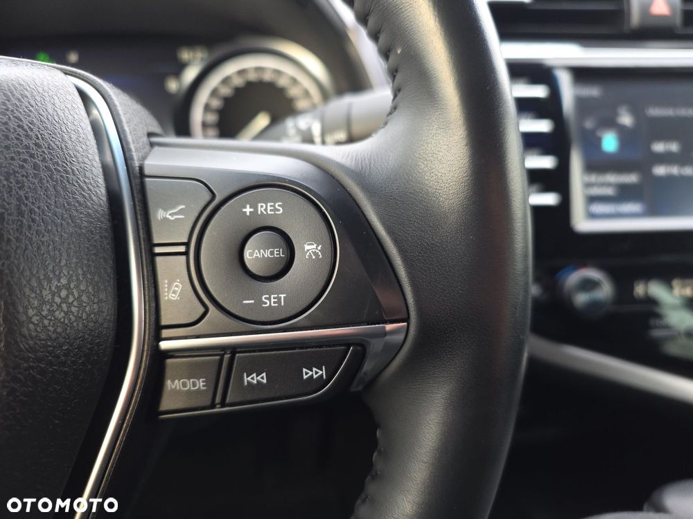 Toyota Camry 2.5 Hybrid Comfort CVT - 16