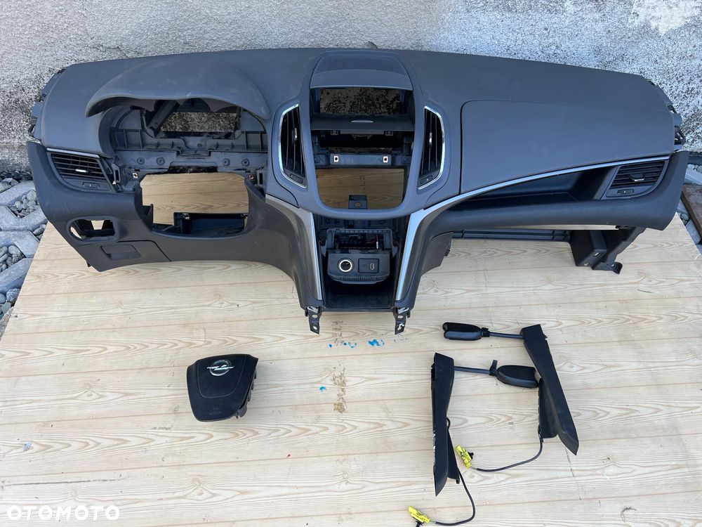 OPEL ZAFIRA C DESKA KOKPIT KONSOLA AIRBAG Pasy Napinacze ORGINAŁ - 1