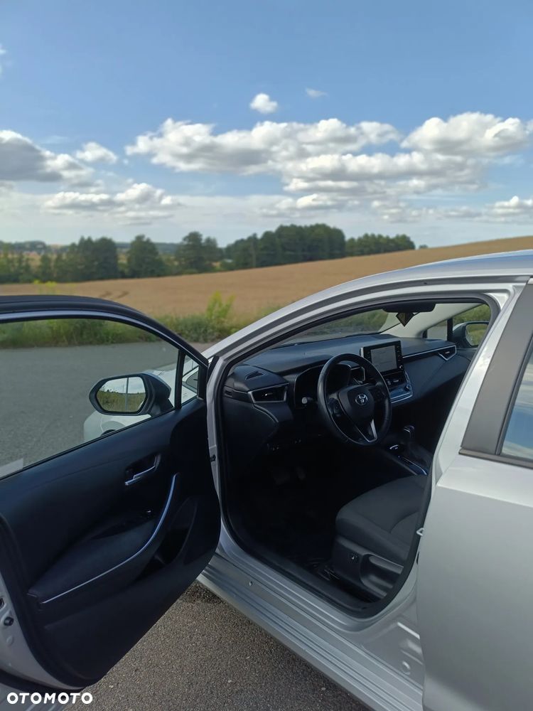Toyota Corolla 1.8 Hybrid Comfort - 12