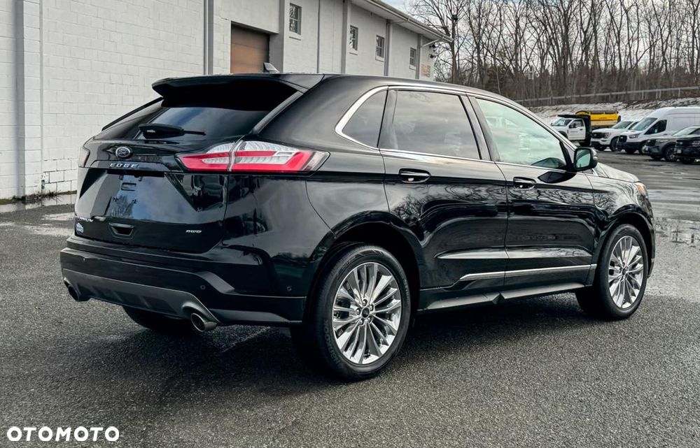 Ford Edge - 1