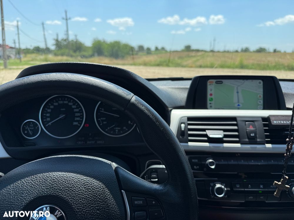 BMW Seria 3 320d xDrive AT - 5