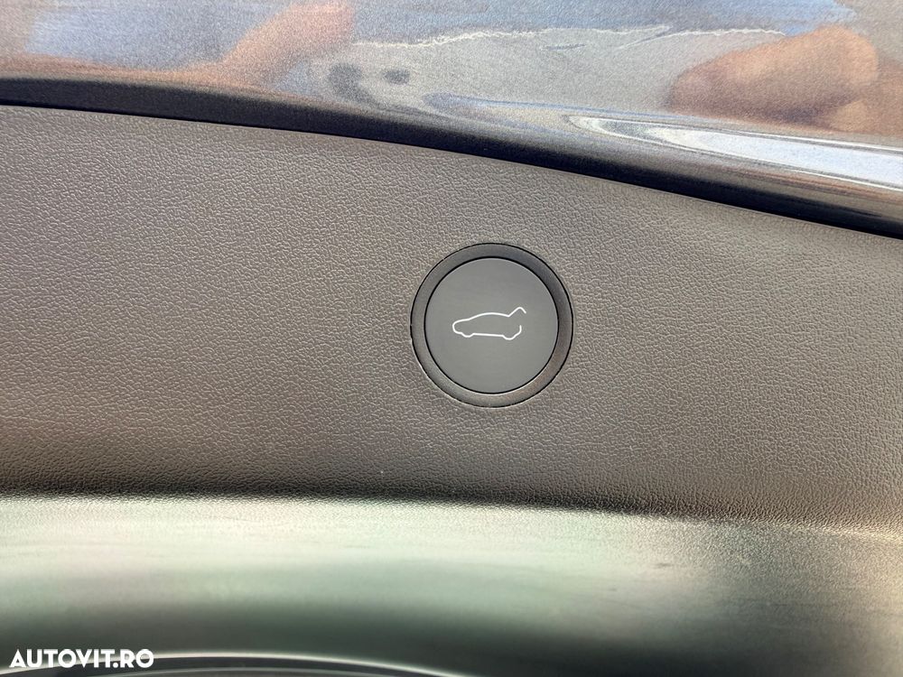 Tesla Model 3 - 14