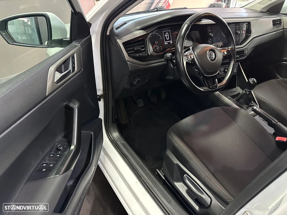 VW Polo 1.0 Confortline - 22