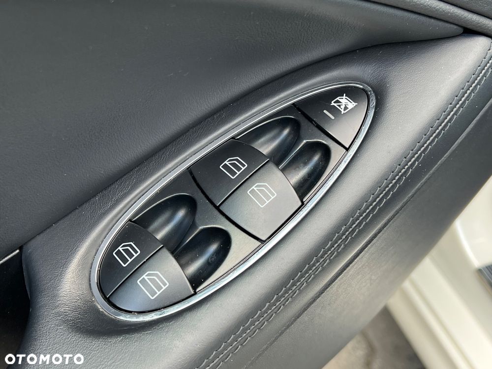 Mercedes-Benz CLS 500 7G-TRONIC - 27