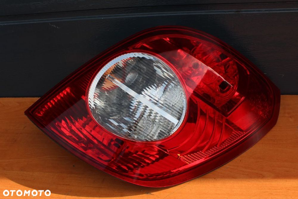 LAMPA PRAWY TYŁ TYLNA PRAWA OPEL ANTARA PRZED LIFT - 1