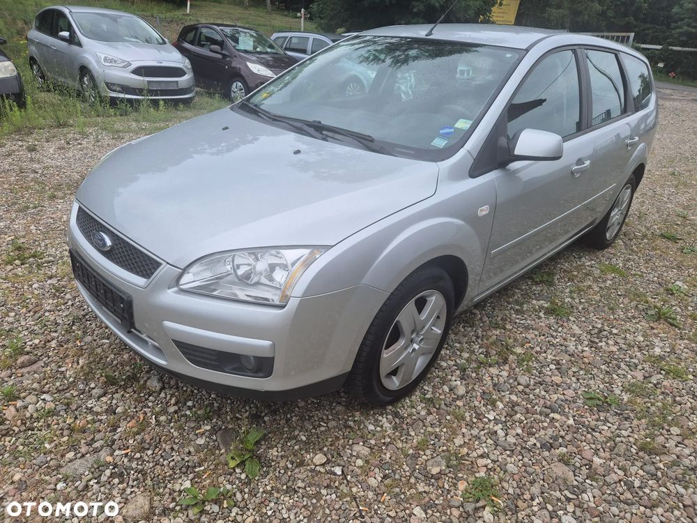 Ford Focus 1.6 16V Ambiente - 3