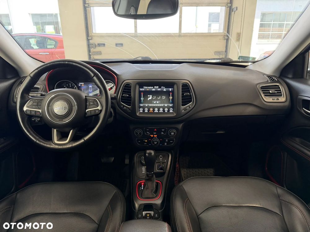 Jeep Compass 2.0 MJD Trailhawk 4WD S&S - 14