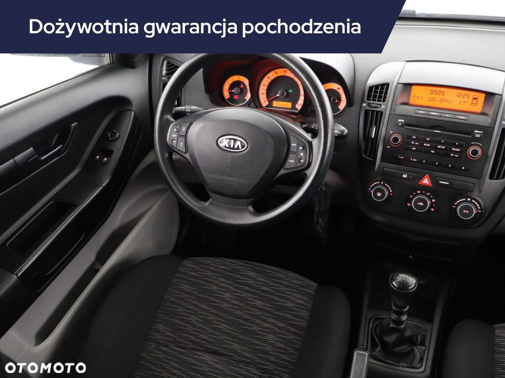 Kia ProCeed - 9