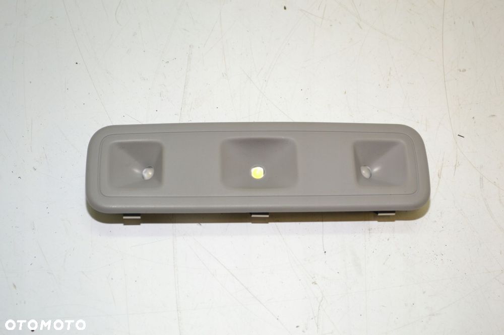 CADILLAC ESCALADE LAMPKA PODSUFITKI 22880944 - 1