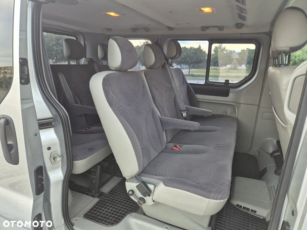 Renault Trafic - 15
