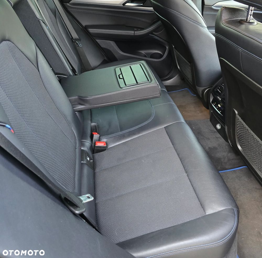 BMW X3 - 8