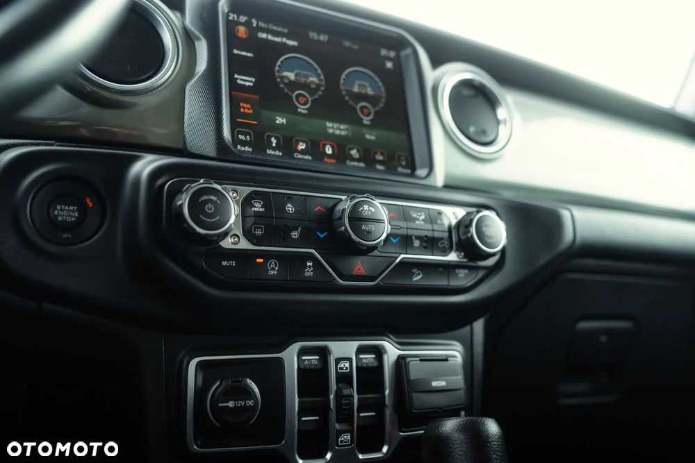 Jeep Wrangler - 18