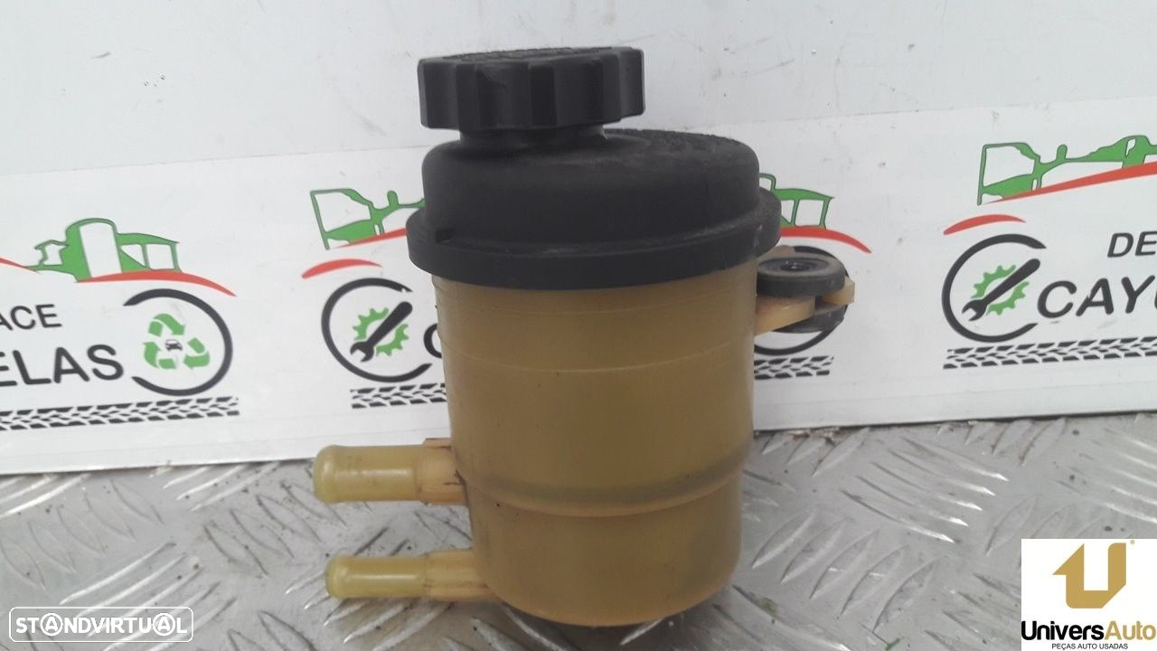 DEPOSITO SERVO KIA CERATO SEDAN 2007 -571502F000 - 4