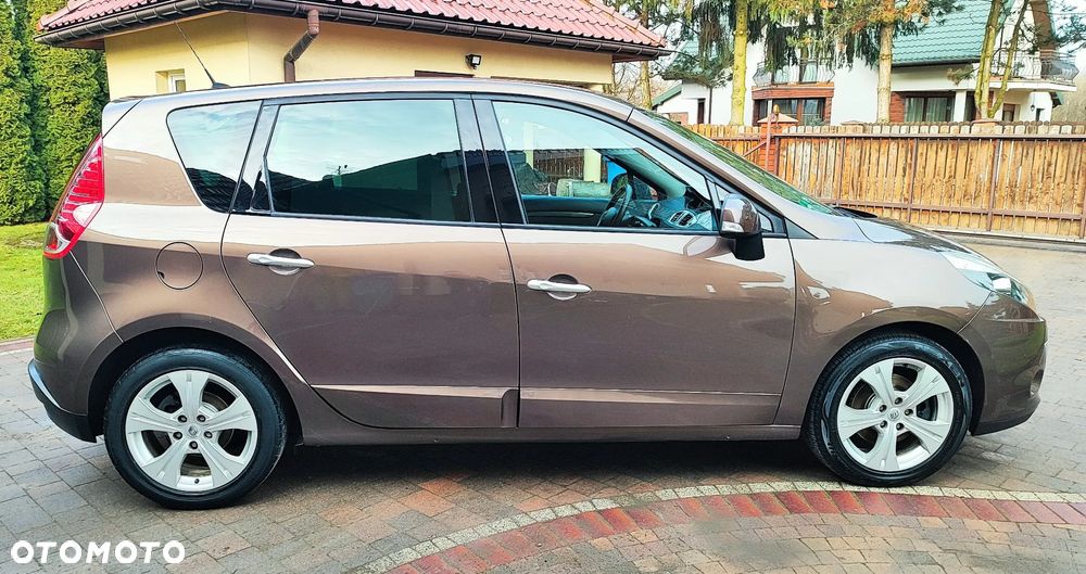 Renault Scenic TCe 130 Luxe - 19