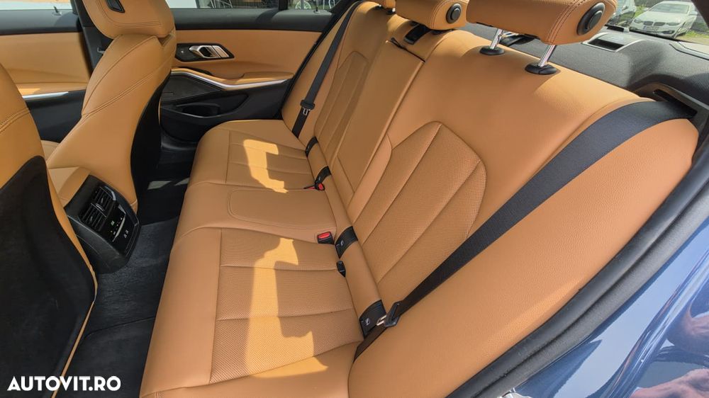 BMW Seria 3 318d AT MHEV - 12