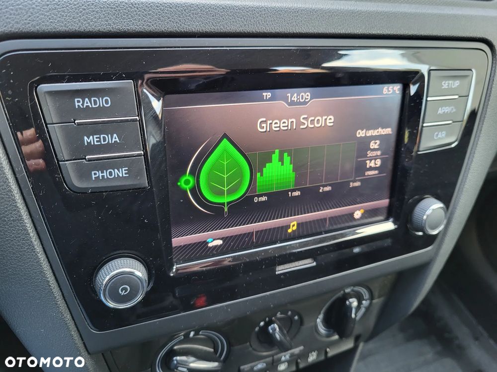 Skoda RAPID 1.0 TSI Active - 18