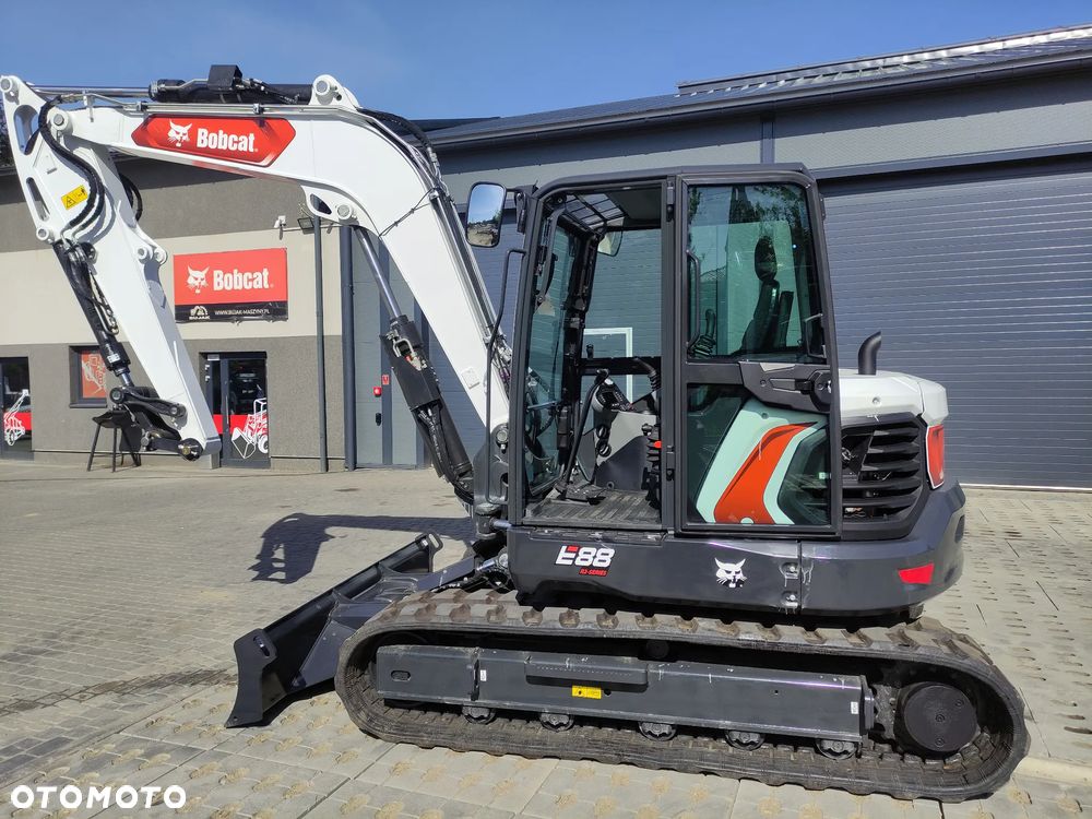 Bobcat E88 - 13