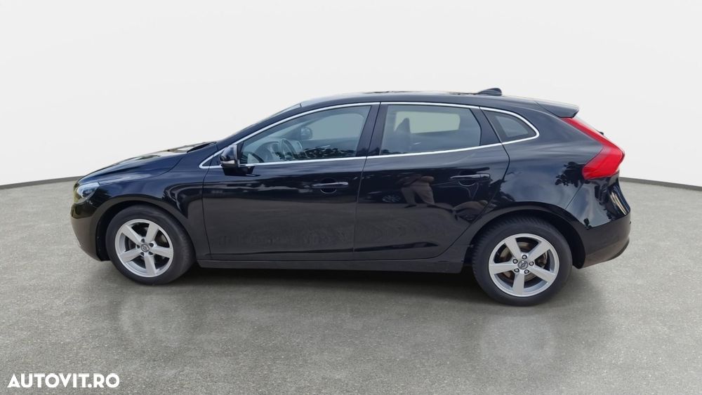 Volvo V40 D2 Momentum - 10