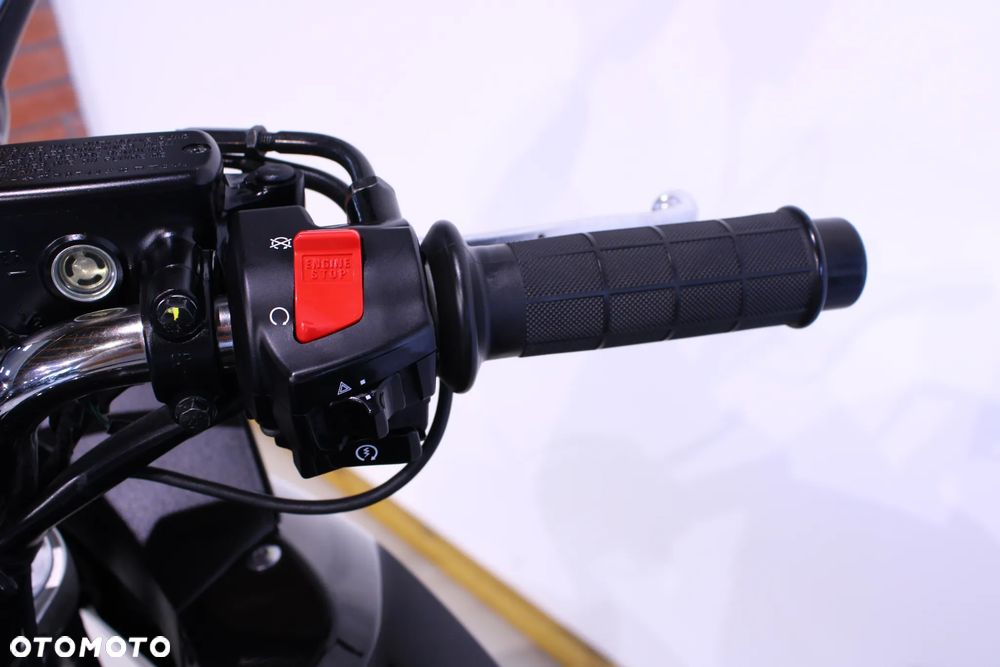 Honda CBF - 10