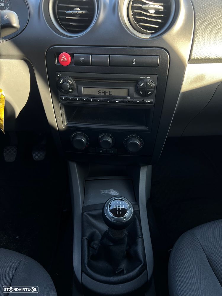 SEAT Ibiza 1.2 12V Reference - 16