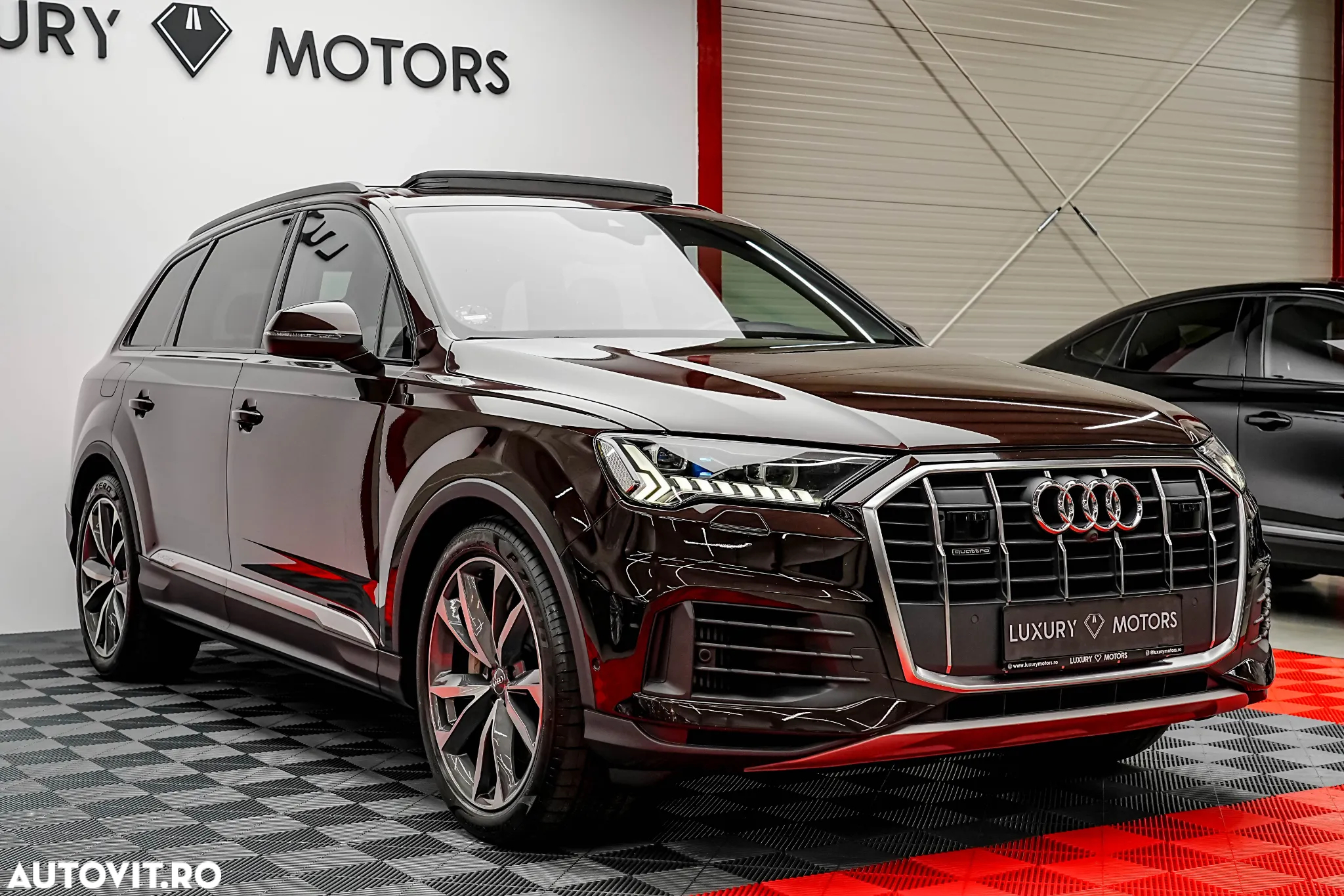 Audi Q7 55 TFSI e quattro Tiptronic PHEV S Line - 5