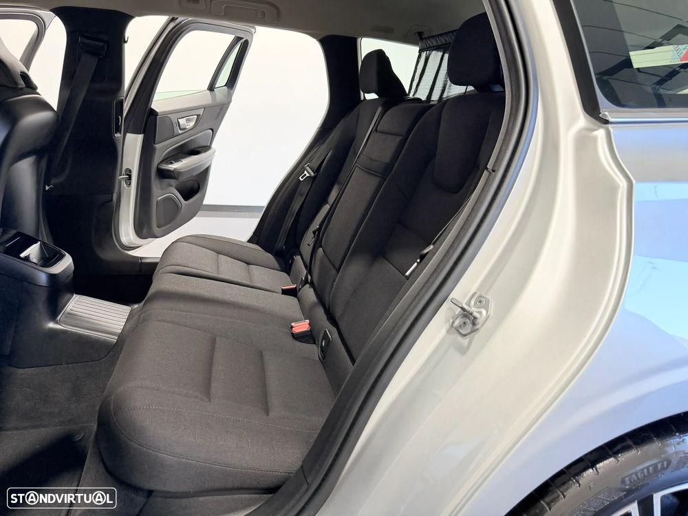 Volvo V60 2.0 T6 AWD TE Inscription - 47