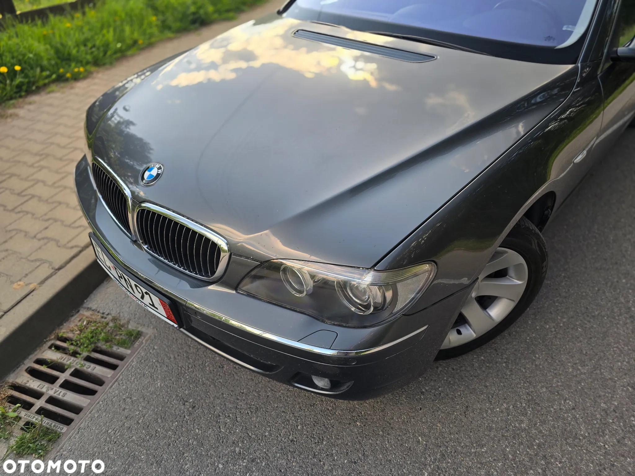 BMW Seria 7 750i - 34