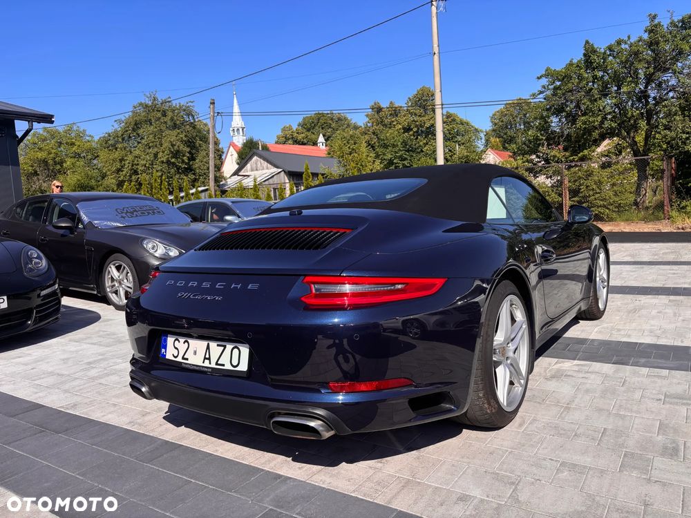 Porsche 911 Carrera PDK - 9