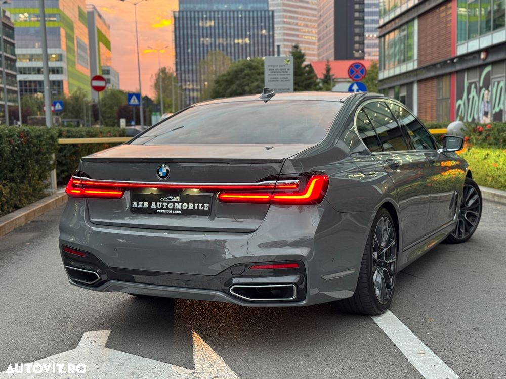 BMW Seria 7 745e - 3