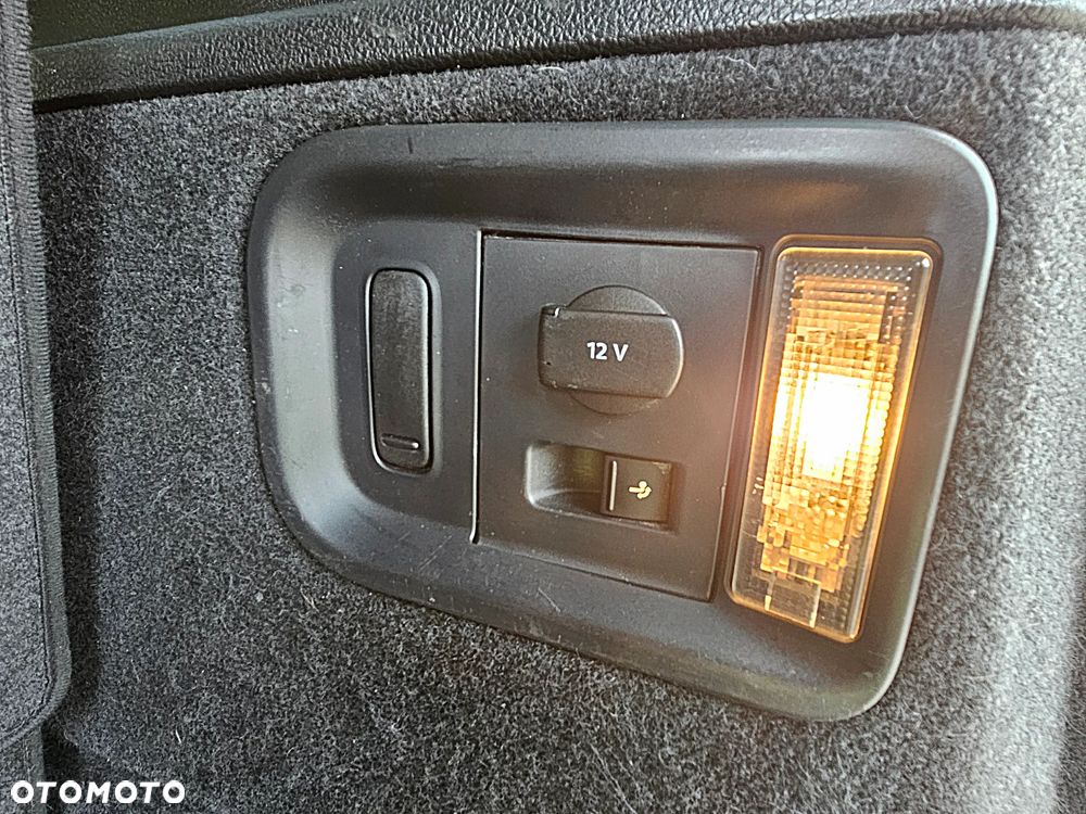 Volkswagen Sharan - 34