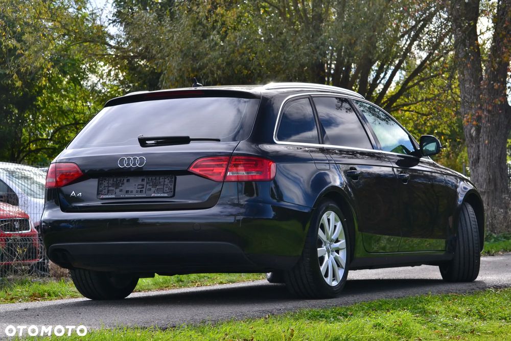 Audi A4 Avant - 7